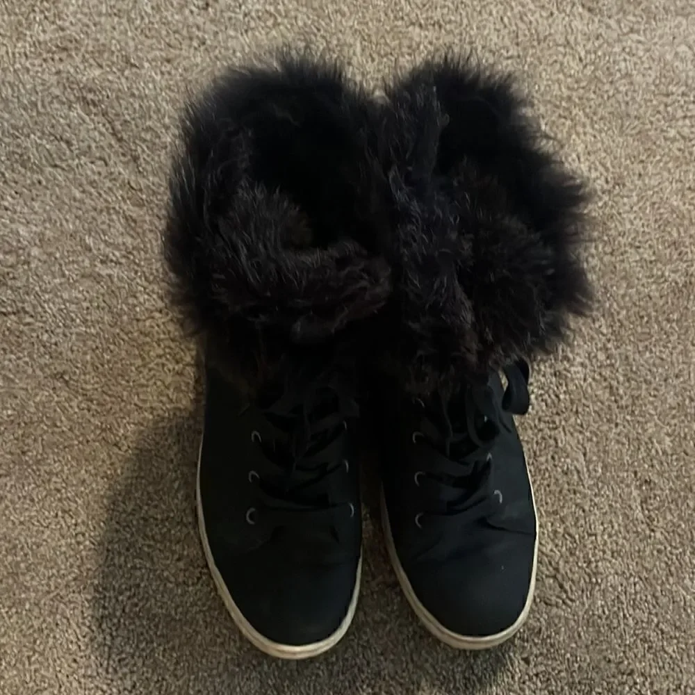 UGG furry lined high top sneaker booties size 9